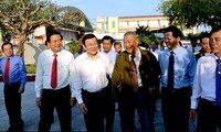 Presidente de Vietnam visita provincia de Long An con motivo del Tet 2016