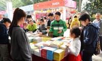 Hanoi inaugura Calle de libros del Año Nuevo Lunar del 2016
