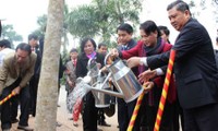 Vicepresidenta parlamentaria exhorta construcción de nuevo campo en Phuc Tho