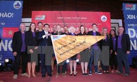 Entregan premios a equipos ganadores de la regata de vela Clipper Race en Da Nang