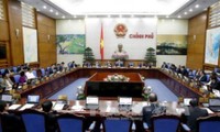Vietnam determinado a lograr este año un crecimiento del PIB del 7%
