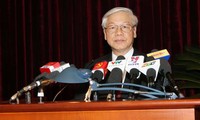Clausuran II pleno del Comité Central del Partido Comunista de Vietnam