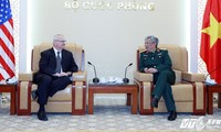 Vietnam y Estados Unidos incrementan cooperación en defensa