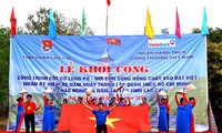 Empieza construcción de torre de bandera nacional Lung Po 