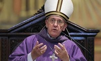 Condena Papa Francisco atentados terroristas contra sociedad civil
