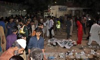 Pakistán persigue a autores del atentado en Lahore