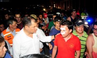Rafael Correa visita las zonas más afectadas por el terremoto