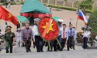 Ciudad Ho Chi Minh celebra 71 años de la victoria sobre el nazi fascismo