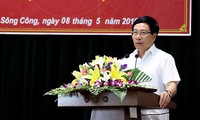 Canciller vietnamita se reúne con electores de provincia de Thai Nguyen