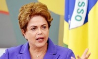Brasil sumergido en peor crisis política y económica