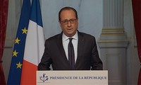 Presidente francés mantendrá ley de renovación laboral 