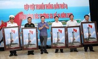 En Ha Giang exhibición de fotos “Queridos mares e islas de la Patria” 