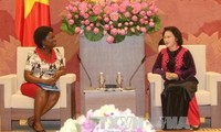 Elogia Vietnam ayuda del BM para empresa de industrialización nacional