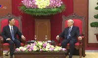Líder político de Vietnam reitera política de amistad con China 