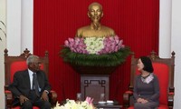 Vietnam e India promueven intercambio de experiencias entre los partidos comunistas