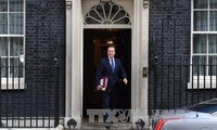 Nueva primera ministra británica considera nombramiento de más funcionarias en gabinete
