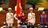 Nguyen Thi Kim Ngan juramenta como presidenta del Parlamento vietnamita 
