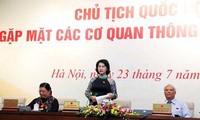 Parlamento vietnamita comprometido a incrementar supervisión de deudas públicas