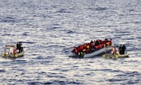 Italia salva a mil 100 migrantes en el mar Mediterráneo