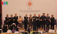 Asean comprometida en favorecer actividades comerciales e inversionistas en la región
