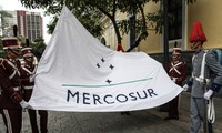 Venezuela iza bandera de Mercosur y ratifica presidencia pro témpore
