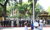 Celebran en Hanói izado de bandera de Asean en ocasión de su 49 fundación