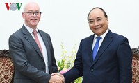 Premier vietnamita recibe al representante del FMI en Vietnam