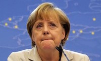 Angela Merkel admite errores en políticas sobre refugiados 
