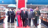 Primer ministro vietnamita asiste a conferencias de alto nivel de la Asean