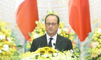 Presidente de Francia visita Ciudad Ho Chi Minh