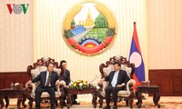 Premier laosiano espera fortalecer cooperación de seguridad informática con Vietnam