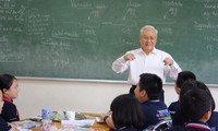 Nguyen Trong Vinh: entrega total a la educación 