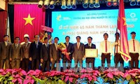 Vietnam prioriza autonomía universitaria en la renovación educativa
