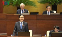 Parlamento vietnamita interpela a ministro de Educación y Formación