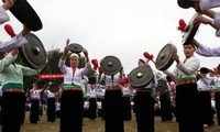 Inauguran II Festival de batintines de Hoa Binh