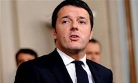 Primer ministro italiano dimite tras derrota en referéndum 