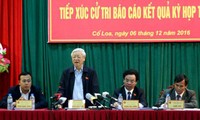 Dirigentes vietnamitas intercambian con electorado nacional 