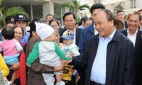 Primer ministro vietnamita pide crear más oportunidades de acceso a viviendas para personas pobres  