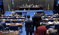 Senado brasileño aprueba medidas de austeridad promovidas por el presidente Michel Temer