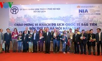 Hanoi y Ciudad Ho Chi Minh reciben a primeros visitantes de 2017 