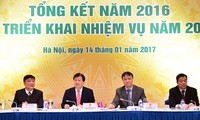 Vicepremier vietnamita llama a mejorar rentabilidad de Industria Química 