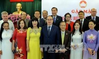 Honran a compatriotas en ultramar por sus contribuciones al desarrollo de Vietnam 