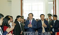 Presidente vietnamita pide mayor empeño de Quang Ninh en atracción de inversiones 