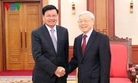 Líder partidista de Vietnam recibe al primer ministro laosiano 