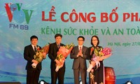 Vice premier vietnamita asiste a inauguración de nuevo canal de Radio Nacional