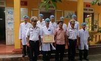 Médicos militares de Truong Sa contribuyen a la protección de soberanía nacional