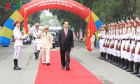 Presidente vietnamita asiste a aniversario 20 de fundación del Batallón de Policías Especiales I