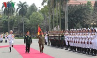 Vietnam y Cuba promueven cooperación militar 