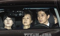 Arrestan a la destituida presidenta de Corea del Sur