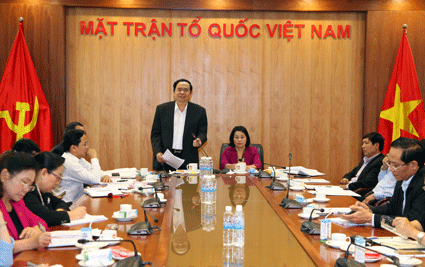 Prioriza Vietnam renovación de vida rural